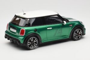 MINI Cooper F56 JCW British Racing Зелен Otto 1:18 OT1098 Смола — снимка 2 от 6