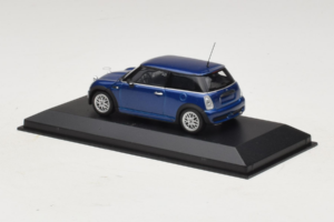 Mini Cooper One R50 Aero Син Minichamps 1:43 431138270 Метал — снимка 3 от 4