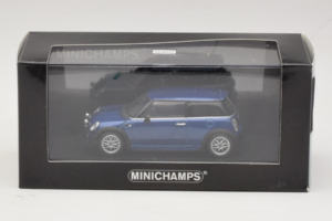 Mini Cooper One R50 Aero Син Minichamps 1:43 431138270 Метал — снимка 4 от 4