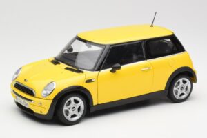 Mini Cooper One R50 Аеродинамичен Пакет Жълт Kyosho 1:18 80430148553 Метал