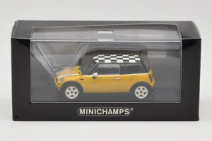 MINI One R50 Жълт Minichamps 1:43 431138104 Метал — снимка 5 от 5