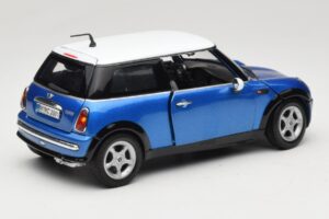 Mini Cooper R50 Син с Бял Покрив Mondo Motors 1:18 MINI004 Метал — снимка 3 от 8