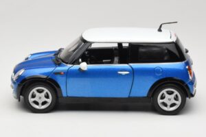 Mini Cooper R50 Син с Бял Покрив Mondo Motors 1:18 MINI004 Метал — снимка 4 от 8