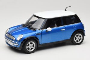 Mini Cooper R50 Син с Бял Покрив Mondo Motors 1:18 MINI004 Метал