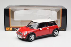 Mini Cooper R50 Червен Maisto 1:18 31619 Метал — снимка 2 от 8