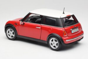 Mini Cooper R50 Червен Maisto 1:18 31619 Метал — снимка 4 от 8
