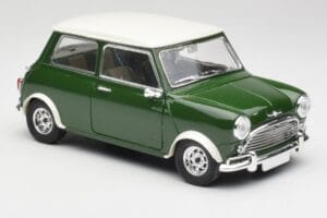 Mini Cooper S British Racing Зелен & Old English Бял Solido 1:18 8021 Метал — снимка 6 от 8