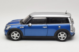 Mini Cooper S Clubman R55 Син & Сребрист Kyosho 1:18 80430421048 Метал — снимка 4 от 8