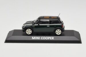 Mini Cooper S R53 Зелен С Ленти Minichamps 1:43 MINI006 Метал