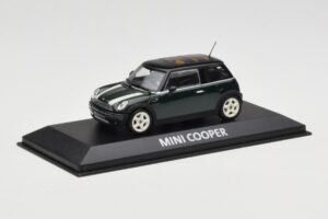Mini Cooper S R53 Зелен С Ленти Minichamps 1:43 MINI006 Метал — снимка 4 от 4
