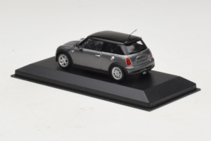 Mini Cooper S Grey Metallic Minichamps 1:43 80420148551-R1 Метал — снимка 3 от 4