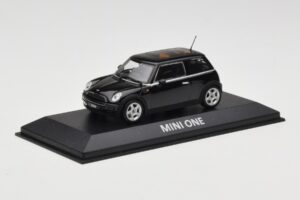 Mini One R50 Черен С Черен Покрив Minichamps 1:43 MINI005 Метал — снимка 2 от 5