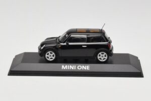Mini One R50 Черен С Черен Покрив Minichamps 1:43 MINI005 Метал