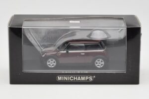Mini One R50 Тъмно Червено С Черен Покрив Minichamps 1:43 MINI008 Метал — снимка 4 от 5