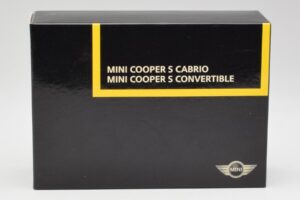 Mini Cooper S R57 Кабриолет Черен Minichamps 1:43 80422148818 Метал — снимка 2 от 4