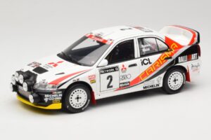 Mitsubishi Carisma GT Group N2 R. Burns / R. Reid RAC Rally 1997 Бял Otto 1:18 OT1192 Смола