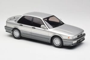 Mitsubishi Galant VR-4 Сребрист IXO 1:18 18CMC191 Метал — снимка 4 от 6
