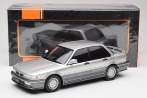 Mitsubishi Galant VR-4 Сребрист IXO 1:18 18CMC191 Метал — снимка 6 от 6