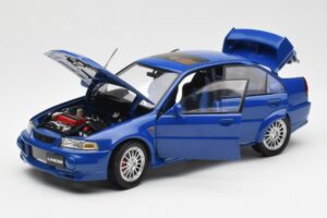 Mitsubishi Lancer EVO VI Син RHD AUTOart 1:18 77151 Метал — снимка 2 от 8