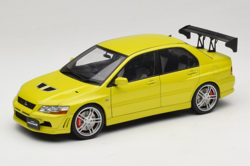 Mitsubishi Lancer Evo VII Mustard Yellow AUTOart 1:18 77166 Метал