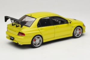 Mitsubishi Lancer Evo VII Mustard Yellow AUTOart 1:18 77166 Метал — снимка 3 от 8