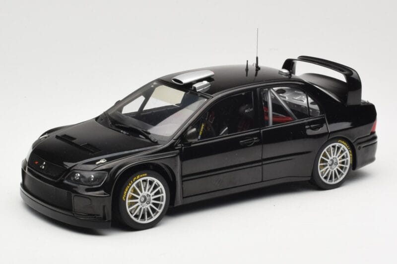 Mitsubishi Lancer Evolution WRC Plain Body Черен AUTOart 1:18 80528 Метал