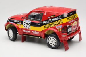 Mitsubishi Pajero Rallye Raid #205 Paris-Dakar Rally 2001 Solido 1:18 9022 Метал — снимка 7 от 8