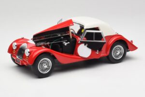 Morgan 4/4 Plus Competition Hardtop Червен Kyosho 1:18 08114R Метал — снимка 2 от 8