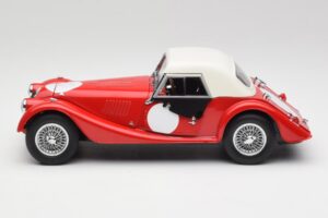 Morgan 4/4 Plus Competition Hardtop Червен Kyosho 1:18 08114R Метал — снимка 4 от 8