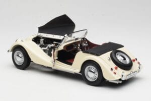 Morgan 4/4 Series II Бял Kyosho 1:18 08111W Метал — снимка 5 от 8