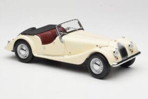 Morgan 4/4 Series II Бял Kyosho 1:18 08111W Метал — снимка 6 от 8