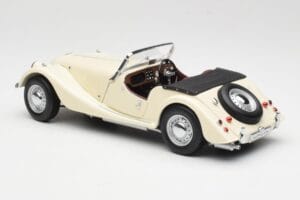Morgan 4/4 Series II Бял Kyosho 1:18 08111W Метал — снимка 7 от 8