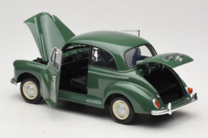 Morris Minor Зелен Minichamps 1:18 150137000 Метал — снимка 5 от 8
