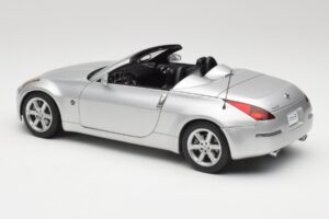 Nissan 350Z Z33 Roadster Diamond Сребрист AUTOart 1:18 77371 Метал — снимка 7 от 8