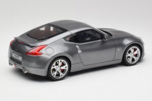 Nissan 370Z Z34 Gun Metallic Otto 1:18 OT465 Смола — снимка 2 от 6