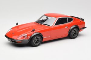Nissan Fairlady 240ZG Червен Otto 1:18 OT457 Смола