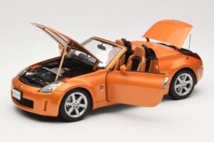 Nissan Fairlady Z Z33 Roadster Sunset Orange AUTOart 1:18 77377 Метал — снимка 2 от 8