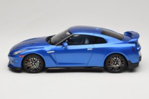 Nissan GT-R R35 Skyline Edition Bayside Blue GT Spirit 1:18 GT521 Смола — снимка 3 от 6