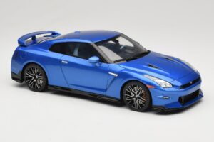 Nissan GT-R R35 Skyline Edition Bayside Blue GT Spirit 1:18 GT521 Смола — снимка 4 от 6