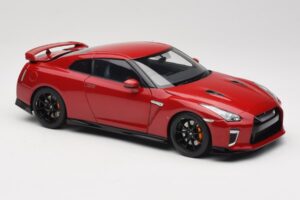 Nissan GT-R R35 Track Edition NISMO Vibrant Red MotorHelix 1:18 M83511 Метал — снимка 6 от 8
