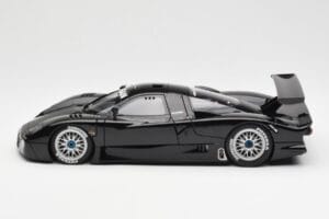 Nissan R390 GT1 #0 24 Hours of Le Mans 1998 AUTOart 1:18 89878 Метал — снимка 4 от 8