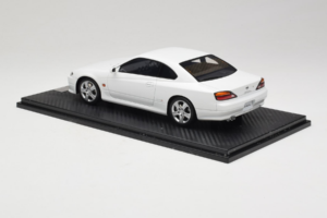 Nissan Silvia S15 Spec-S Бял Cracked Plexi One Model 1:18 REMC034 Метал — снимка 5 от 7