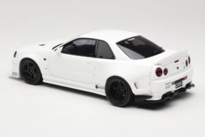 Nissan Skyline GT-R BNR34 by KRC Pearl White Otto 1:18 OT1135 Смола — снимка 5 от 6