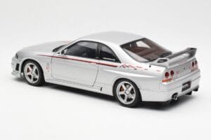 Nissan Skyline GT-R R33 R-Tune Сребрист AUTOart 1:18 77326 Метал — снимка 7 от 8
