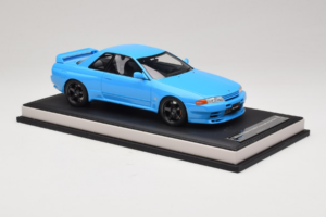 Nissan Skyline GT-R R32 Customized Version Син MotorHelix 1:18 MH029CB Смола — снимка 4 от 7