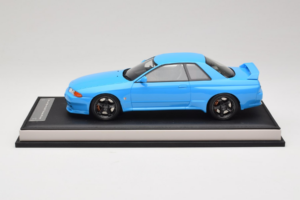 Nissan Skyline GT-R R32 Customized Version Син MotorHelix 1:18 MH029CB Смола