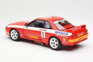 Nissan Skyline GT-R R32 #1 J. Richards / M. Skaife Bathurst 1000 Winner 1992 AUTOart 1:18 89279 Метал — снимка 7 от 8