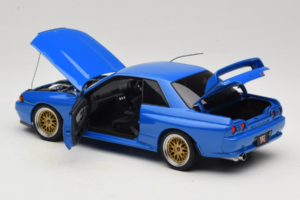 Nissan Skyline GT-R R32 V-Spec II Tuned Син AUTOart 1:18 77415 Метал — снимка 5 от 8
