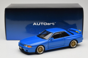 Nissan Skyline GT-R R32 V-Spec II Tuned Син AUTOart 1:18 77415 Метал — снимка 8 от 8