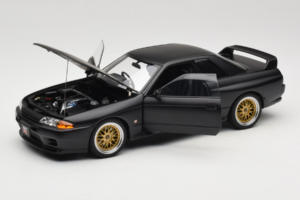 Nissan Skyline GT-R R32 V-Spec II Tuned Version Matt Black AUTOart 1:18 77418 Метал — снимка 2 от 8